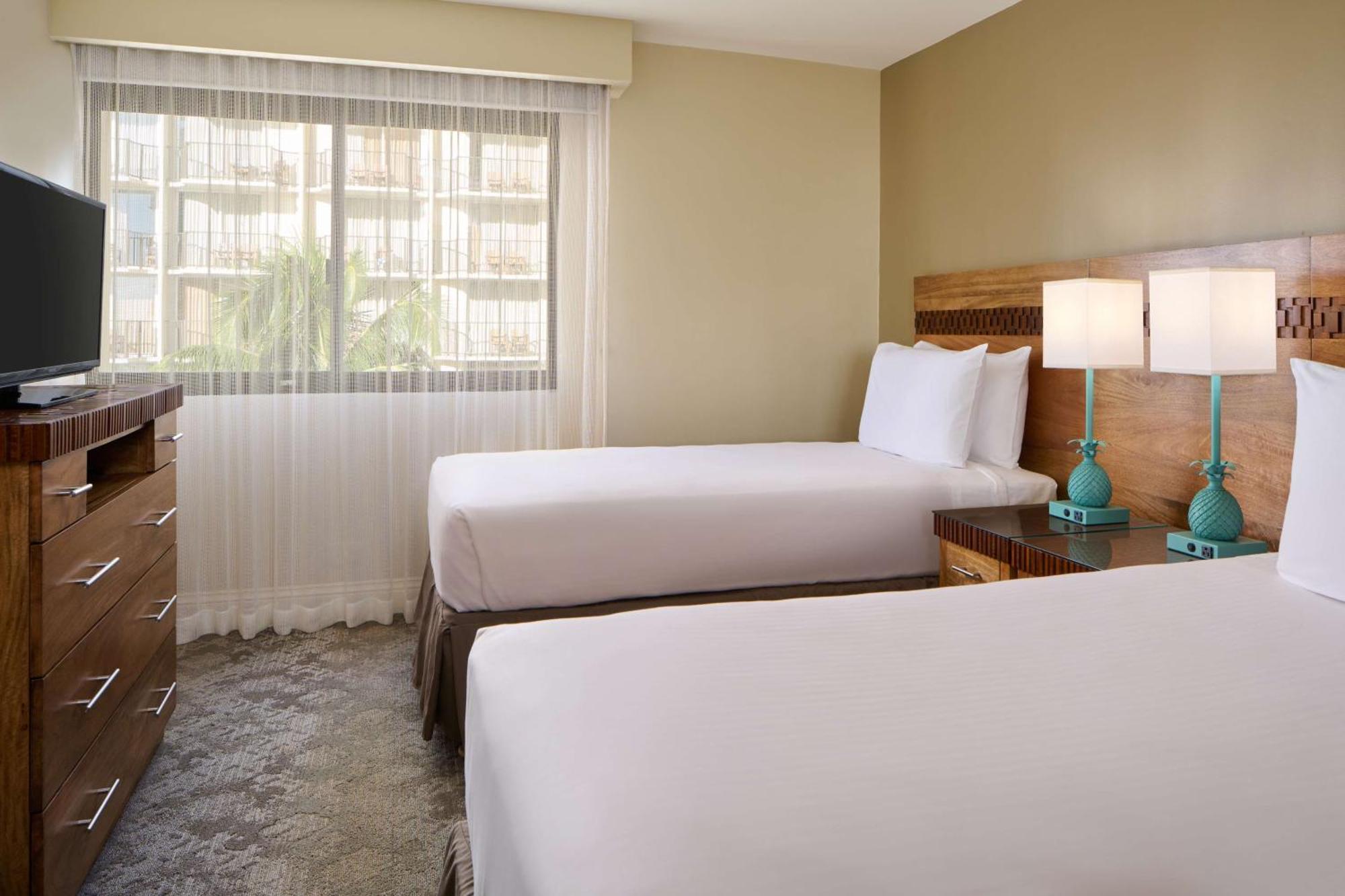 Aston Waikiki Beach Tower Honolulu Exterior foto A bedroom at the Hilton Las Vegas
